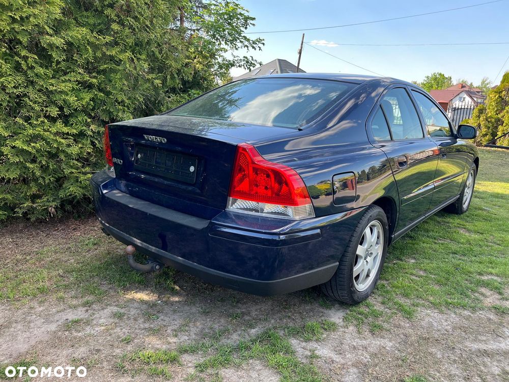 Volvo S60 2.4 Momentum - 18
