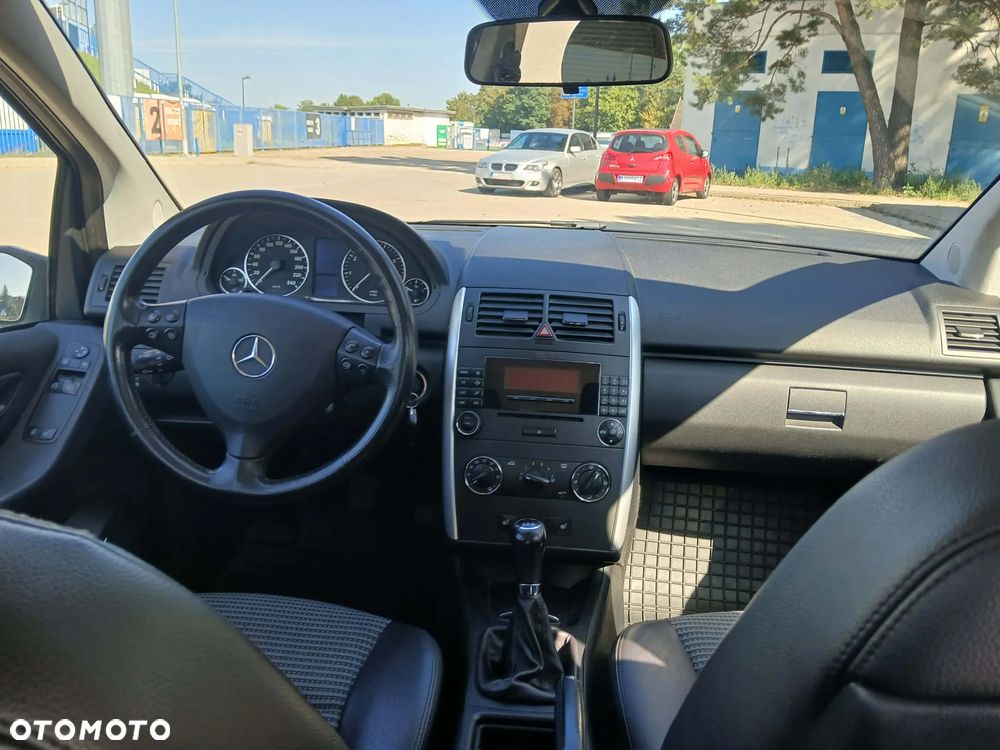 Mercedes-Benz Klasa A 170 Avantgarde - 9