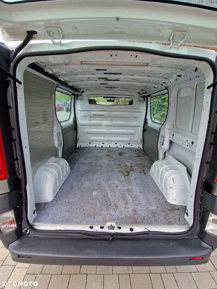 Renault Trafic - 12