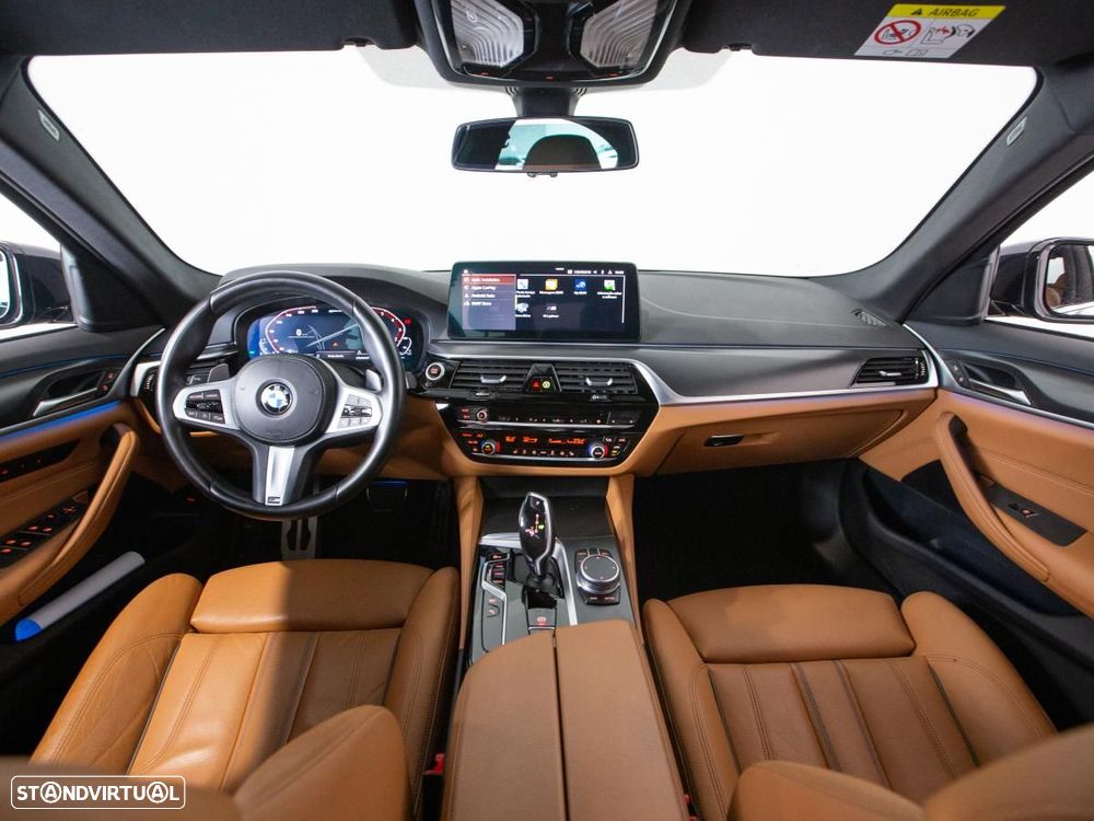 BMW 530 e Pack 50 anos M - 6
