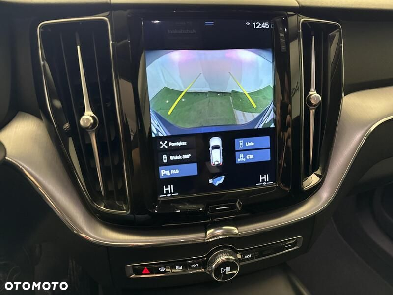 Volvo XC 60 D4 Momentum - 15