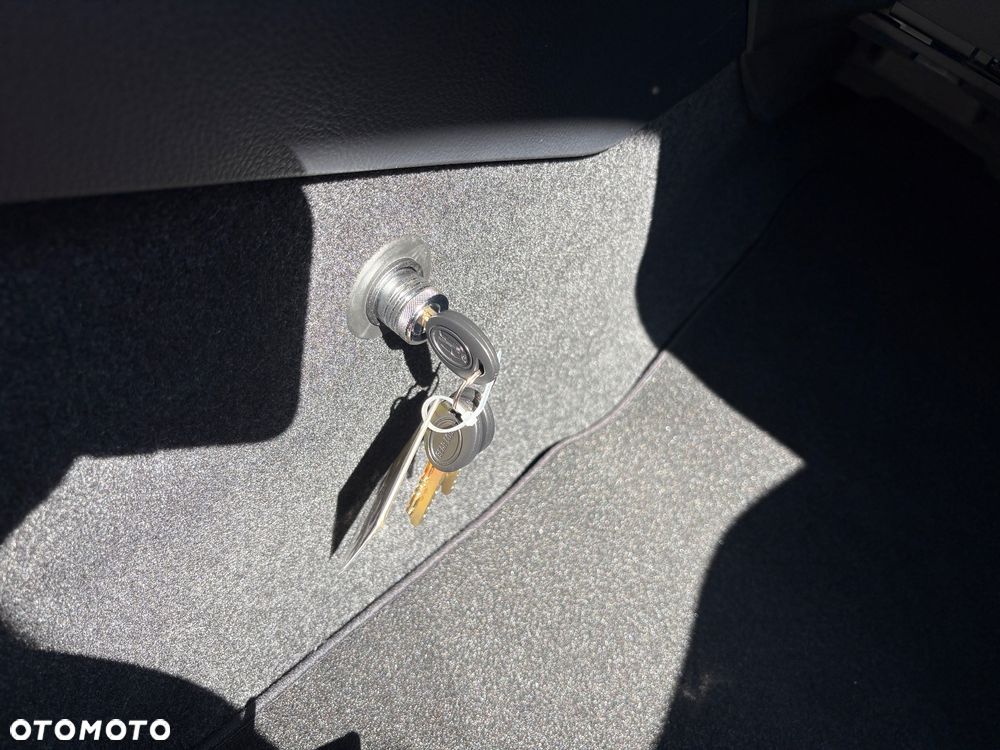Toyota Camry 2.5 Hybrid Dynamic Force Executive e-CVT - 31
