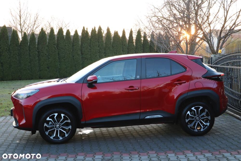 Toyota Yaris Cross Hybrid 1.5 Executive - 16