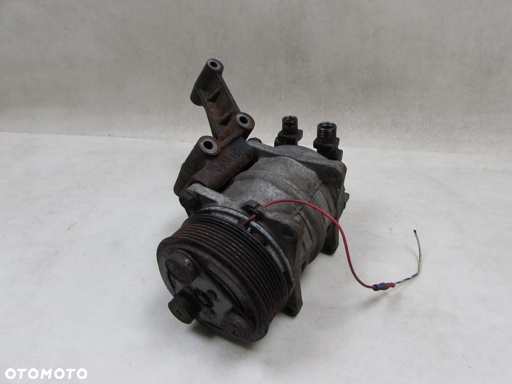 VW CRAFTER 2.5 TDI IVECO SPREZARKA KOMPRESOR KLIMATYZACJI AGREGATU 15HH1913 QP15-1178 Carrier - 1
