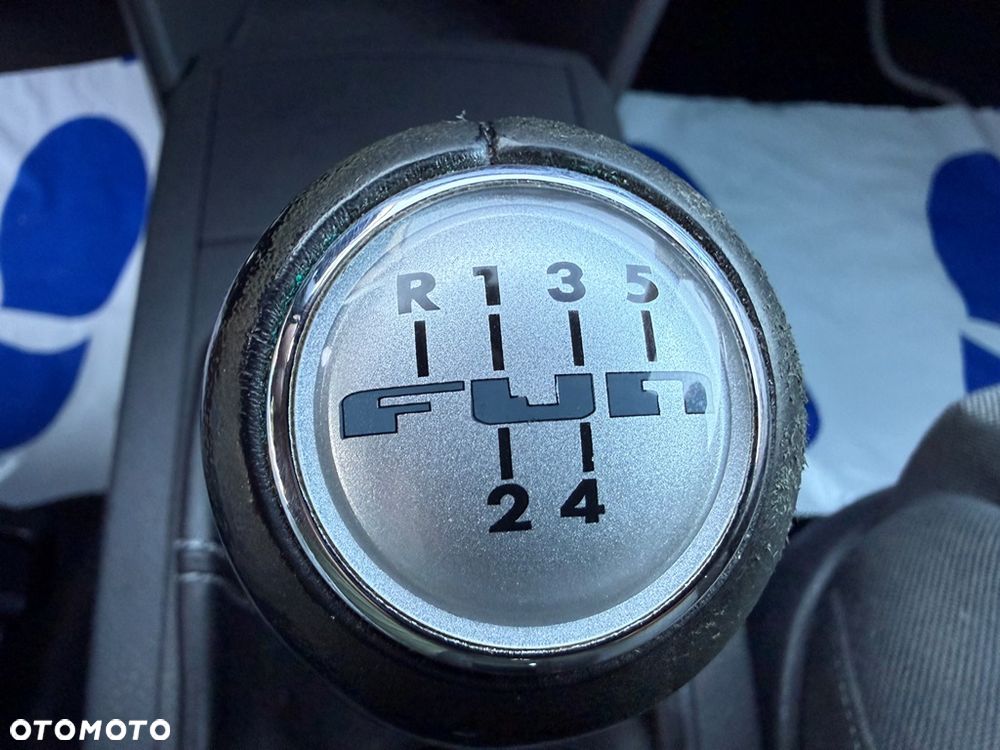 Volkswagen Polo 1.4 16V Fun - 33