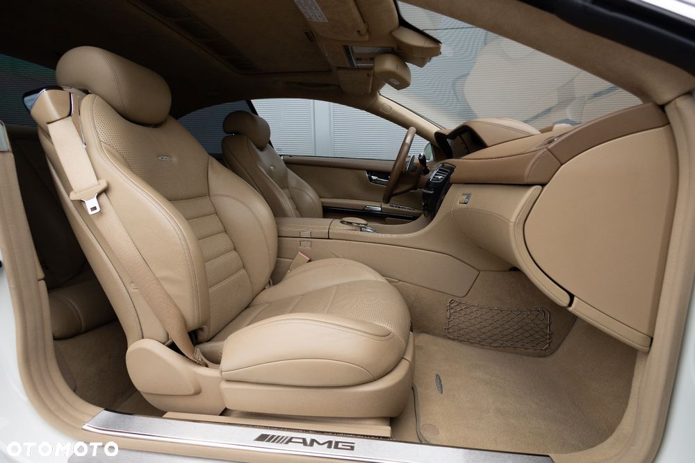 Mercedes-Benz CL 63 AMG 7G-TRONIC - 22
