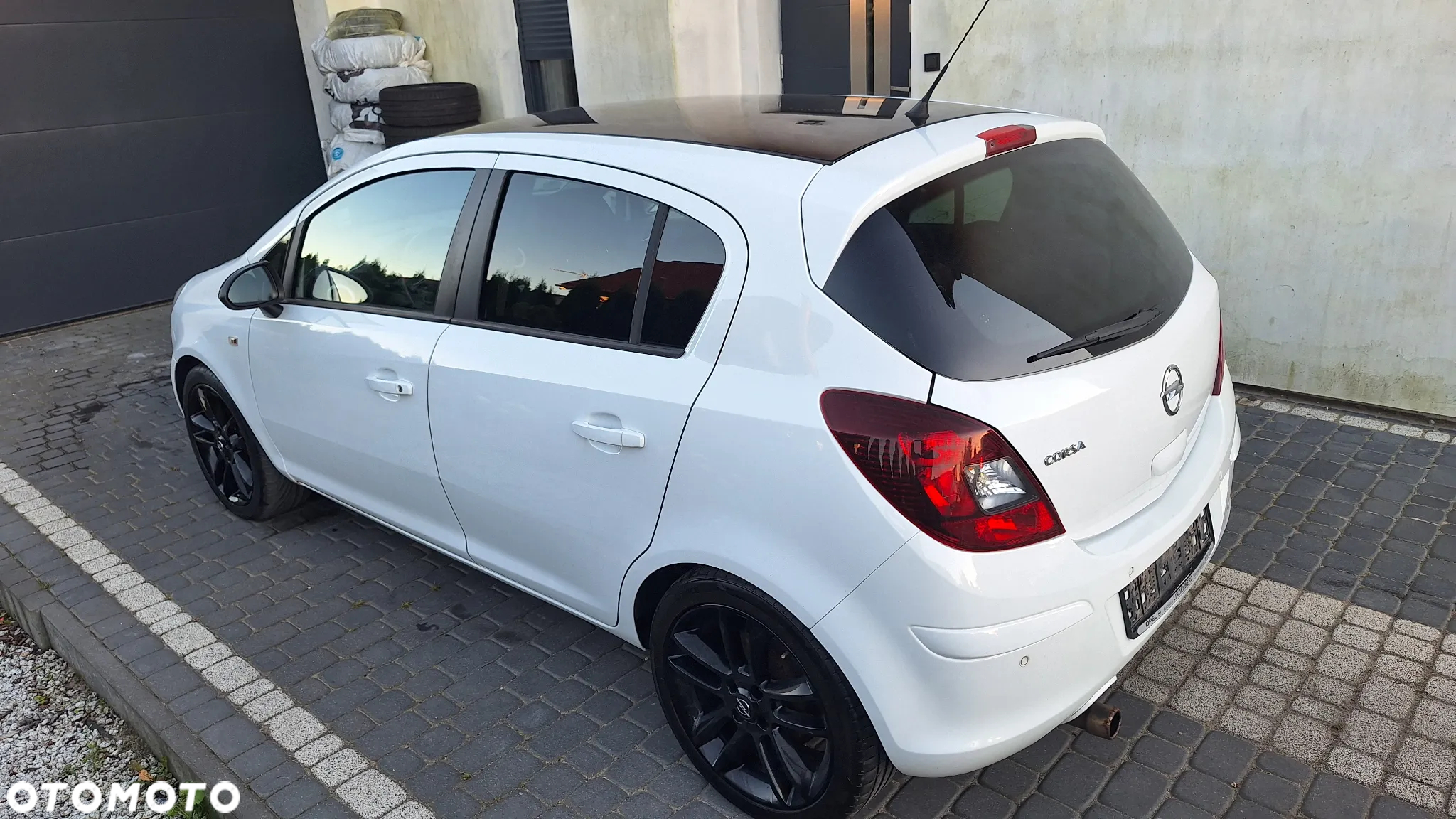 Opel Corsa 1.4 16V Sport - 10