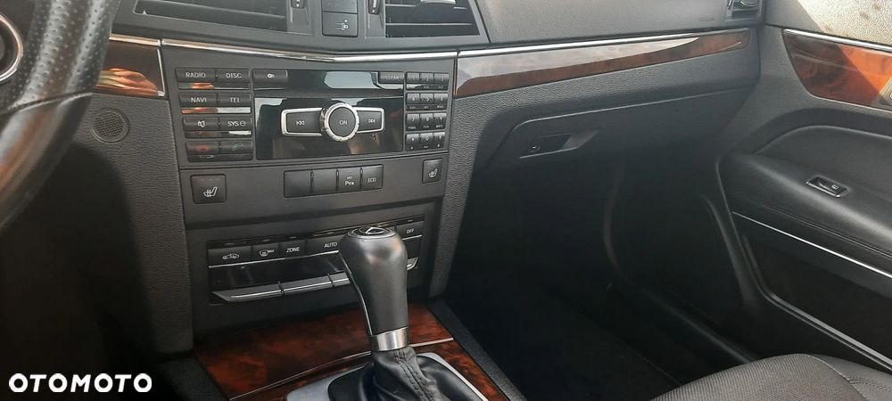Mercedes-Benz Klasa E - 30