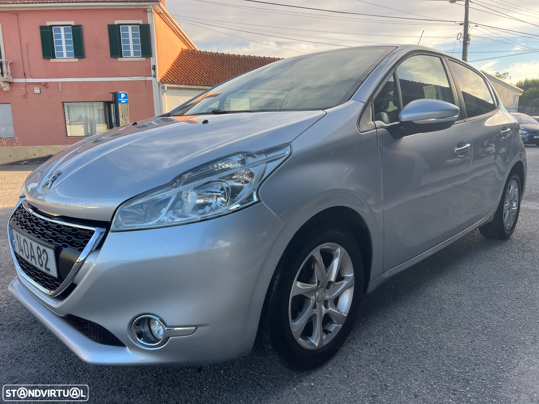 Peugeot 208 1.4 HDi Active - 3
