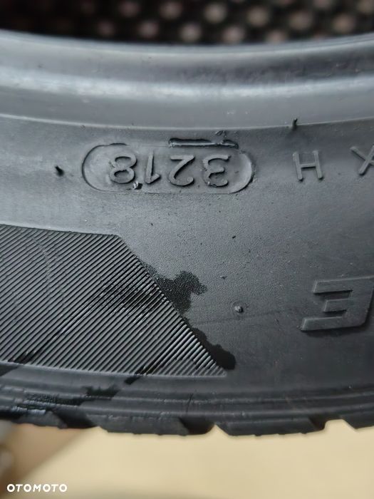 245/45R19 102V Hankook Winter i cept evo2 para zima PZ168 - 4