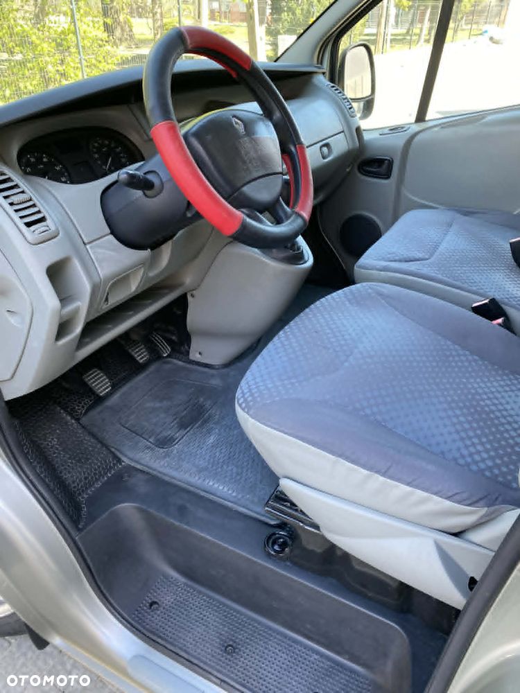 Renault Trafic - 9