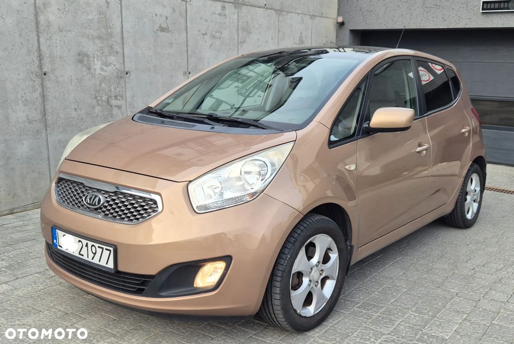 Kia Venga - 4