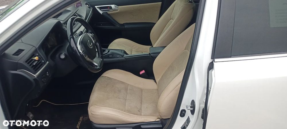 Lexus CT 200h Classic - 9
