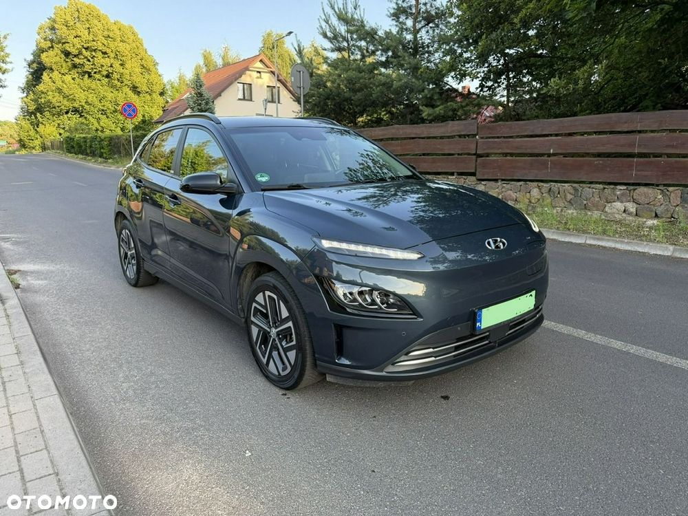 Hyundai Kona 49kWh Executive Plus - 2