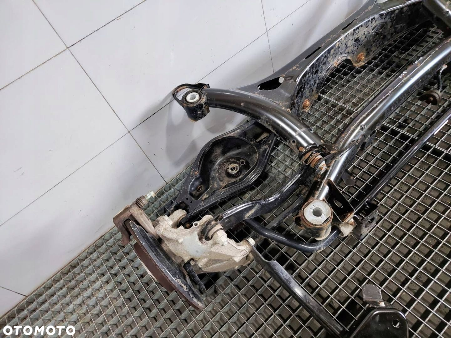 SANKI KOŁYSKA WÓZEK TYŁ BELKA OŚ WAHACZ ZWROTNICA VOLVO XC40 2WD - 5