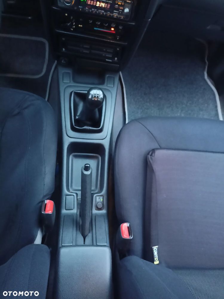 Nissan Primera - 23
