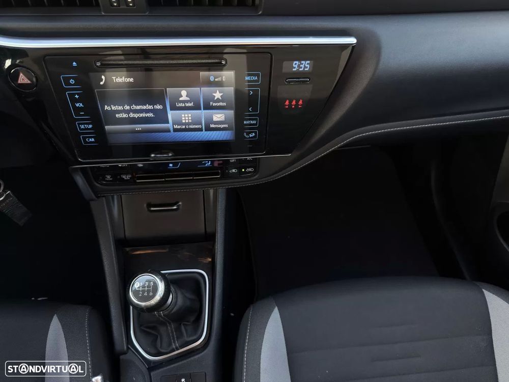 Toyota Auris Touring Sports 1.4 D-4D Exclusive+Navi - 14