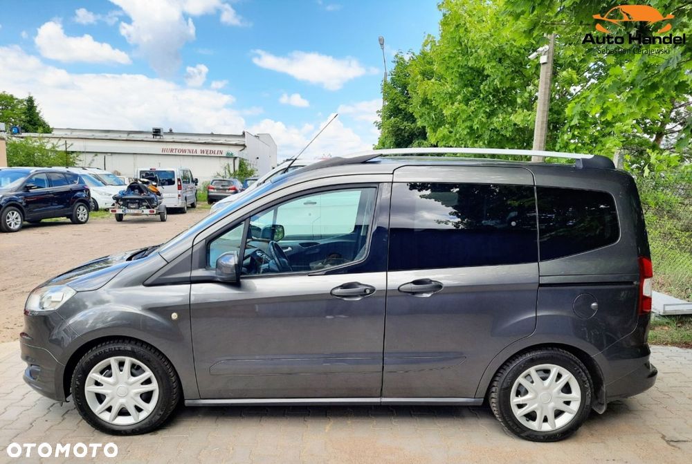 Ford Tourneo Courier - 10