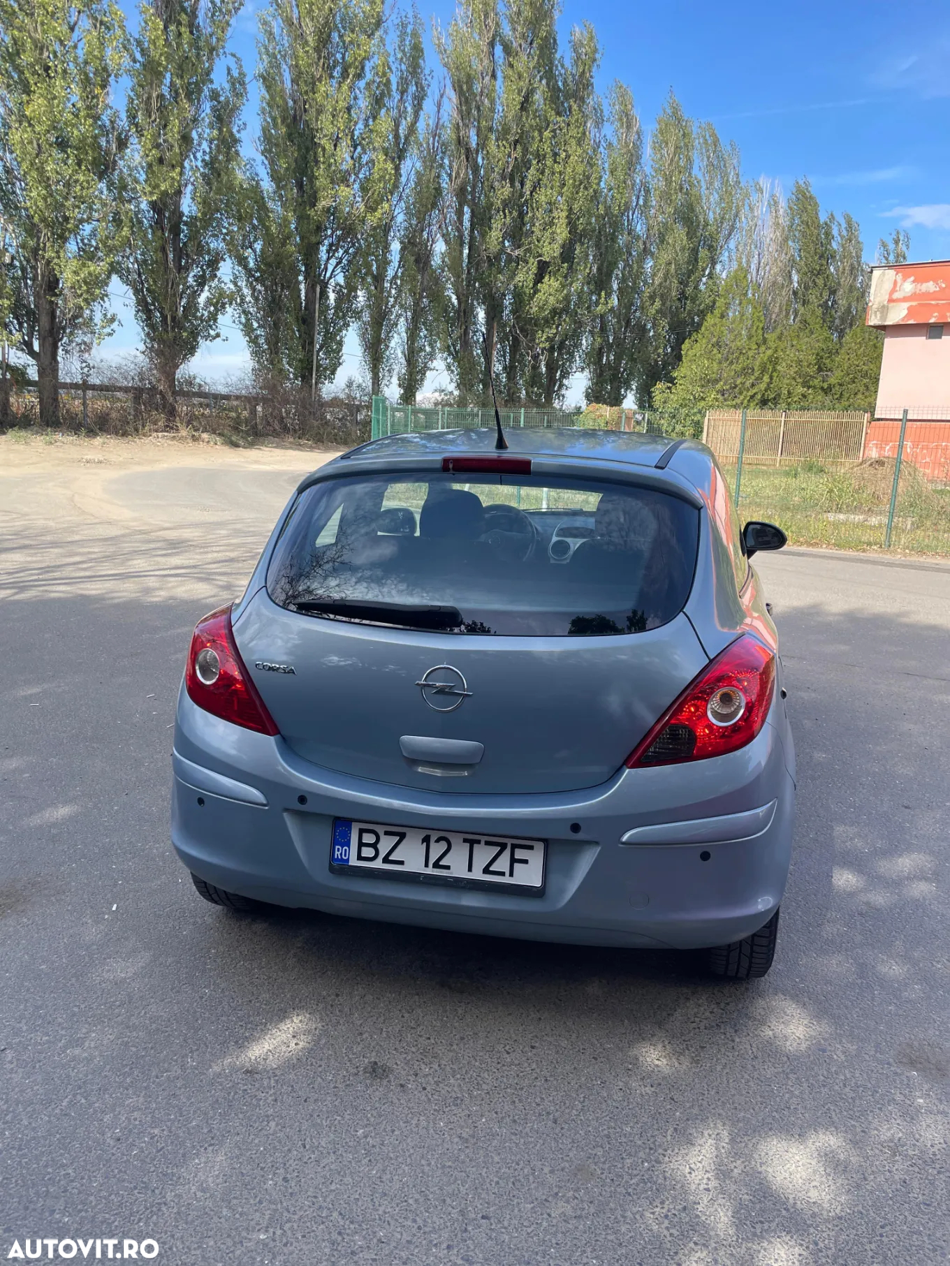 Opel Corsa 1.2 16V - 16