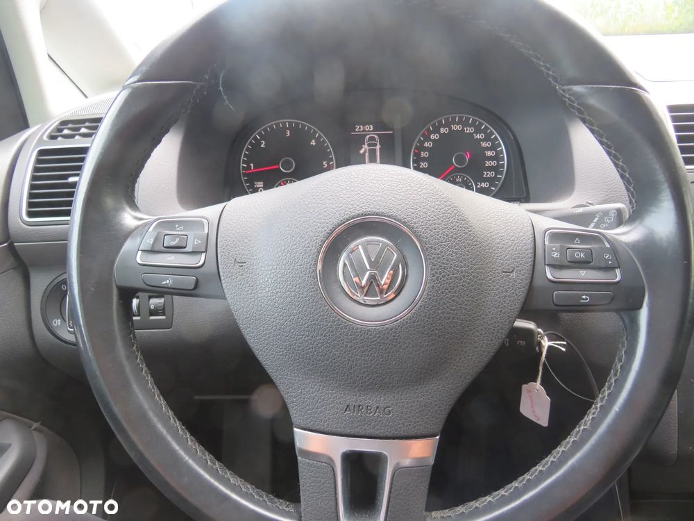 Volkswagen Touran 1.6 TDI DPF BlueMotion Technology MATCH - 13