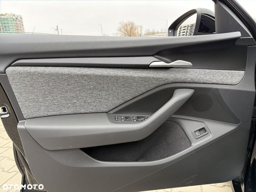 Skoda Superb 2.0 TSI Selection DSG - 13