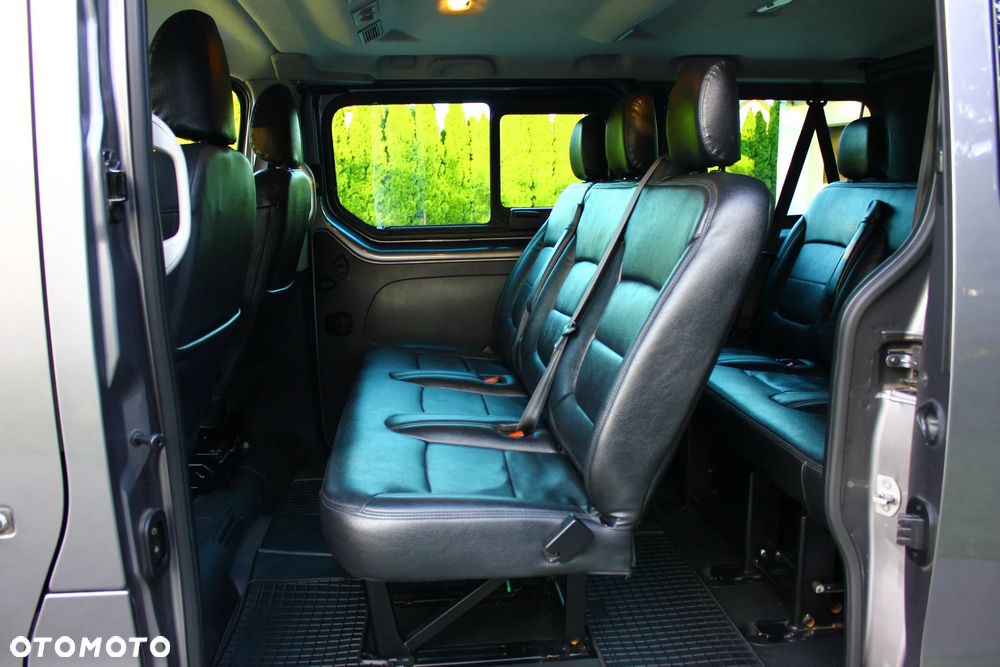 Renault Trafic 2.0 dCi - 29