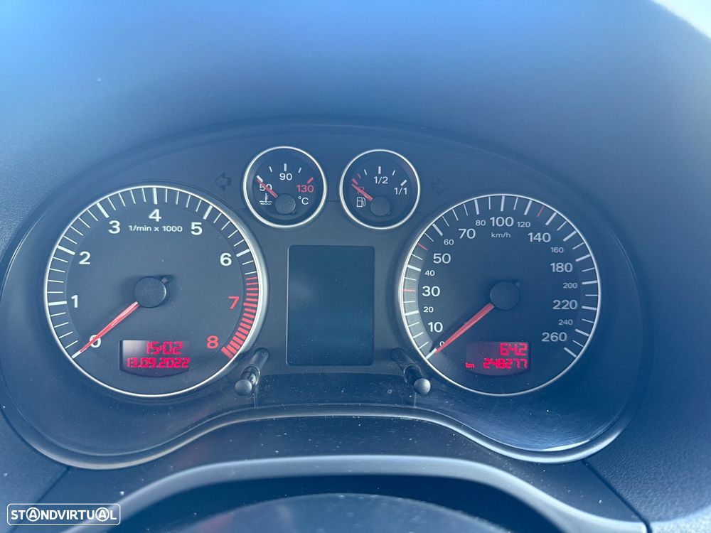 Audi A3 1.6 Sport - 12
