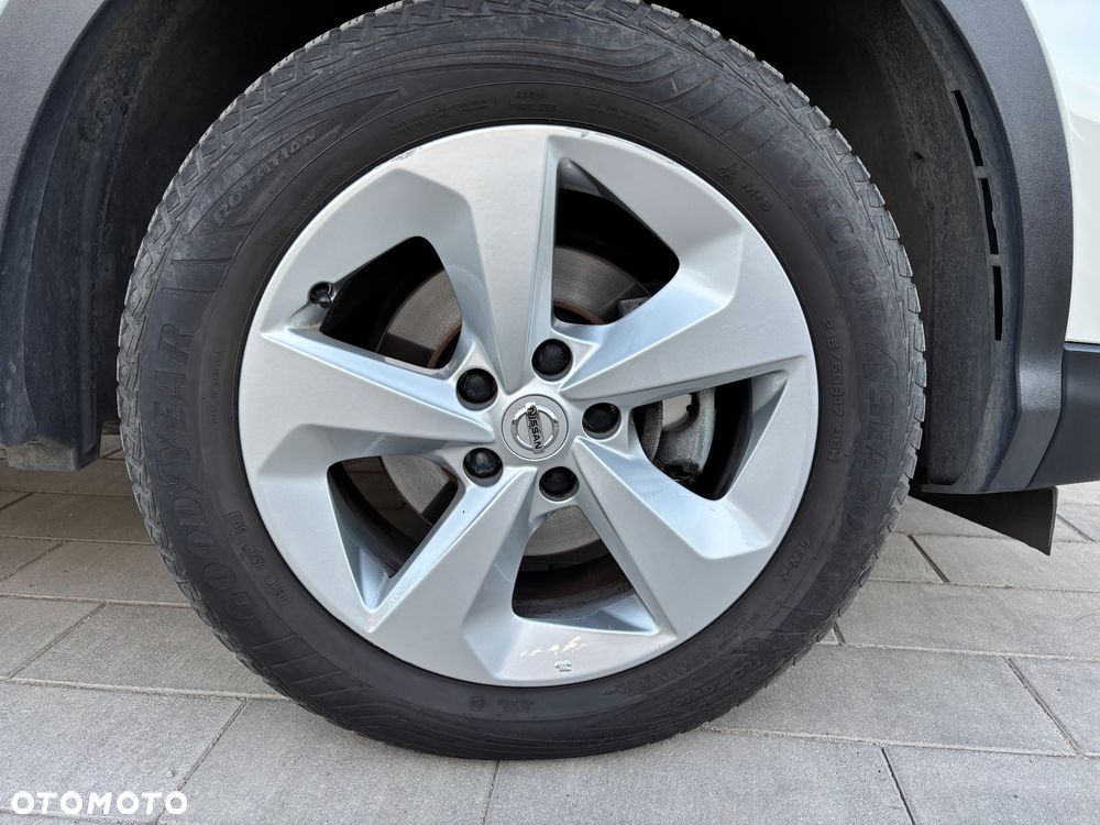 Nissan Qashqai 1.3 DIG-T N-Connecta EU6d - 11
