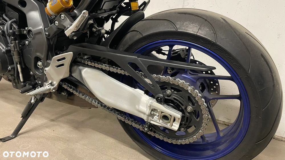Yamaha MT - 13