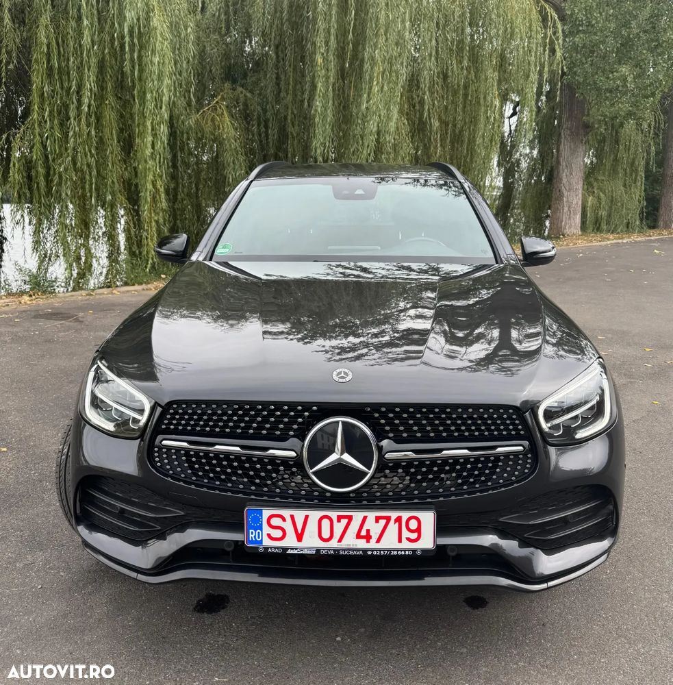 Mercedes-Benz GLC 200 4Matic 9G-TRONIC AMG Line - 4