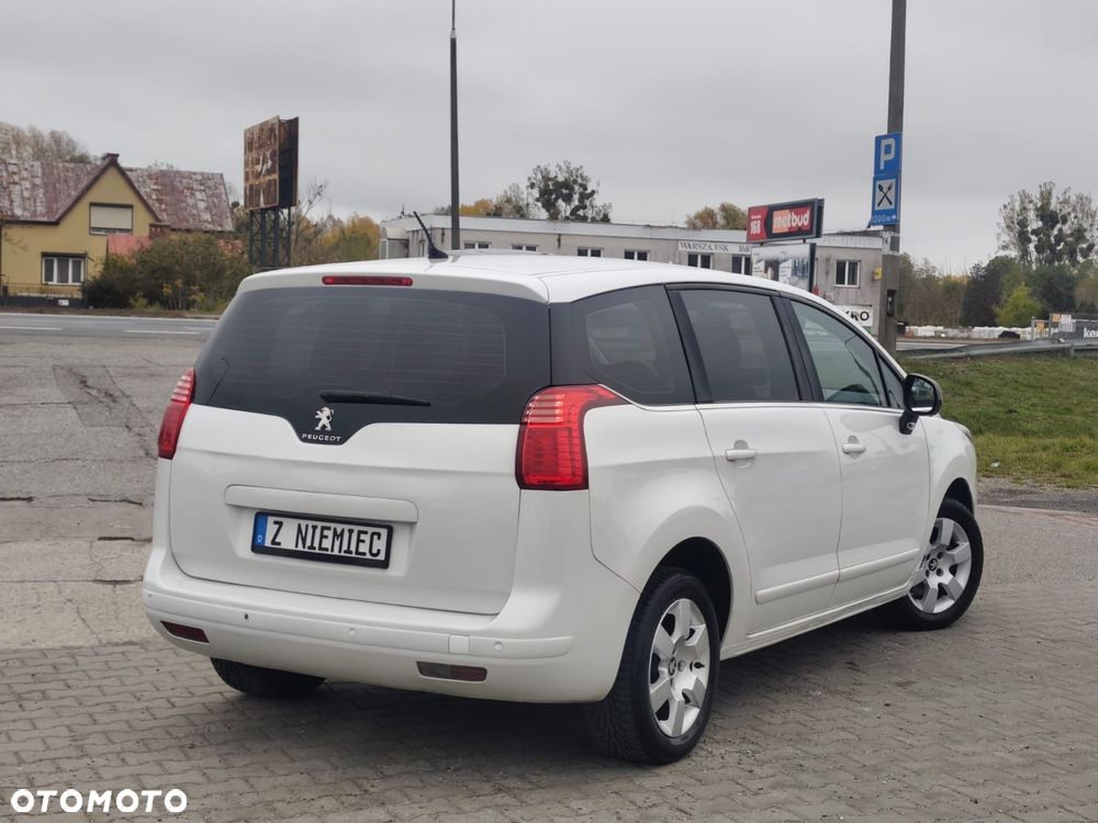 Peugeot 5008 2015 photo 2