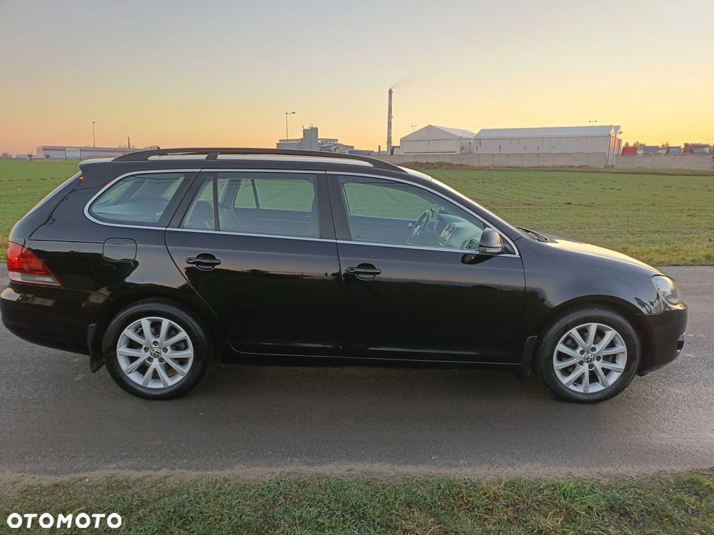 Volkswagen Golf 1.6 TDI DPF Comfortline - 20