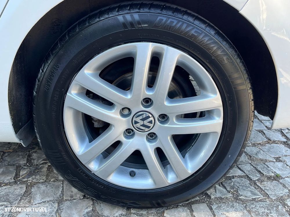 VW Golf 1.6 TDi DPF Style - 8