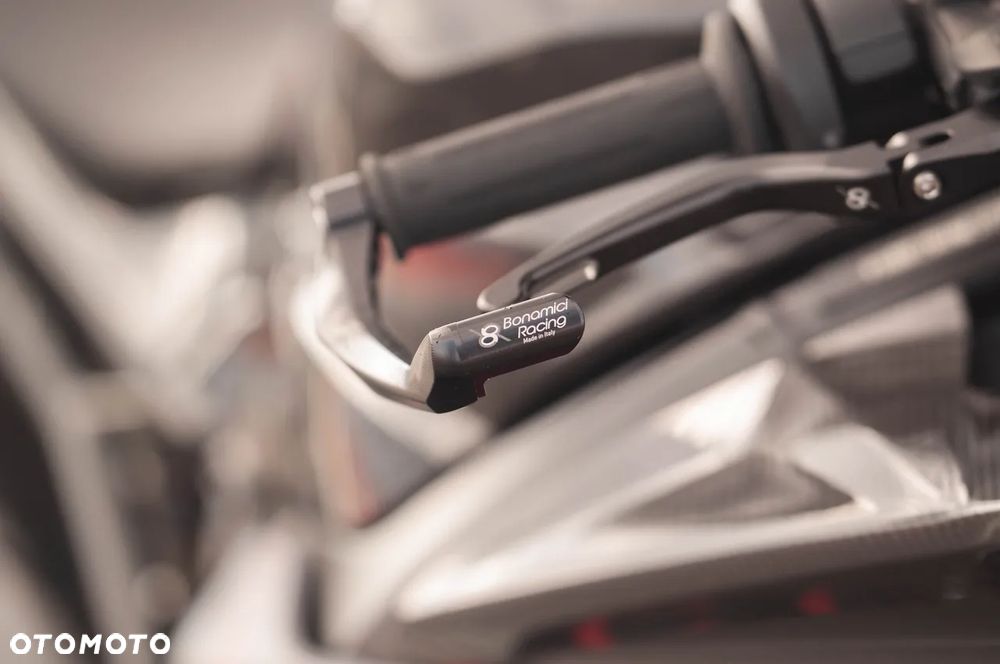 BMW S - 27