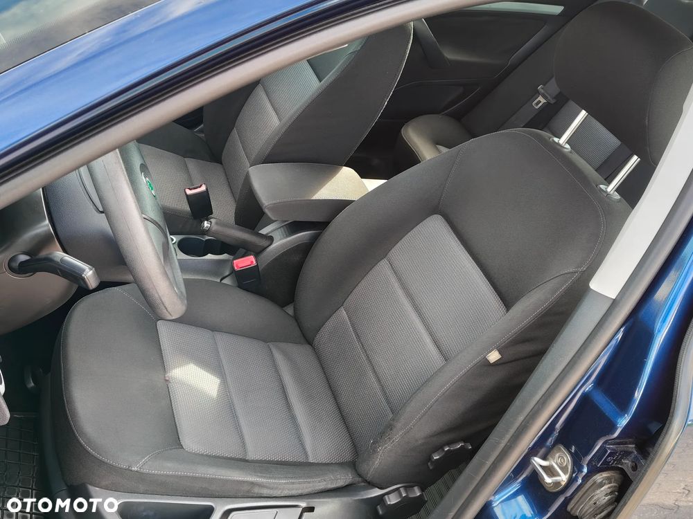 Skoda Octavia 1.6 FSI Classic - 7