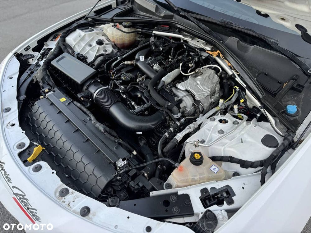 Alfa Romeo Giulia - 24