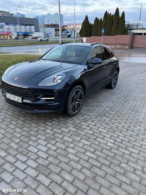 Porsche Macan Standard - 1