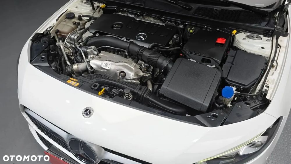 Mercedes-Benz Klasa A 220 4Matic 7G-DCT AMG Line - 6
