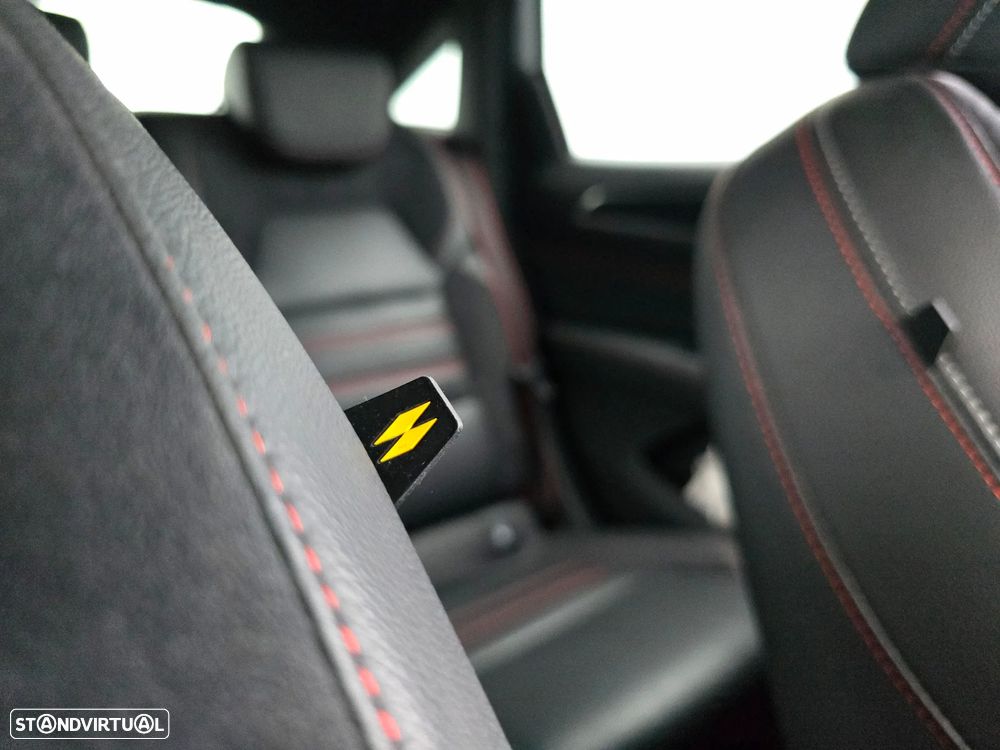 Renault Arkana 1.6 E-Tech R.S.Line - 34