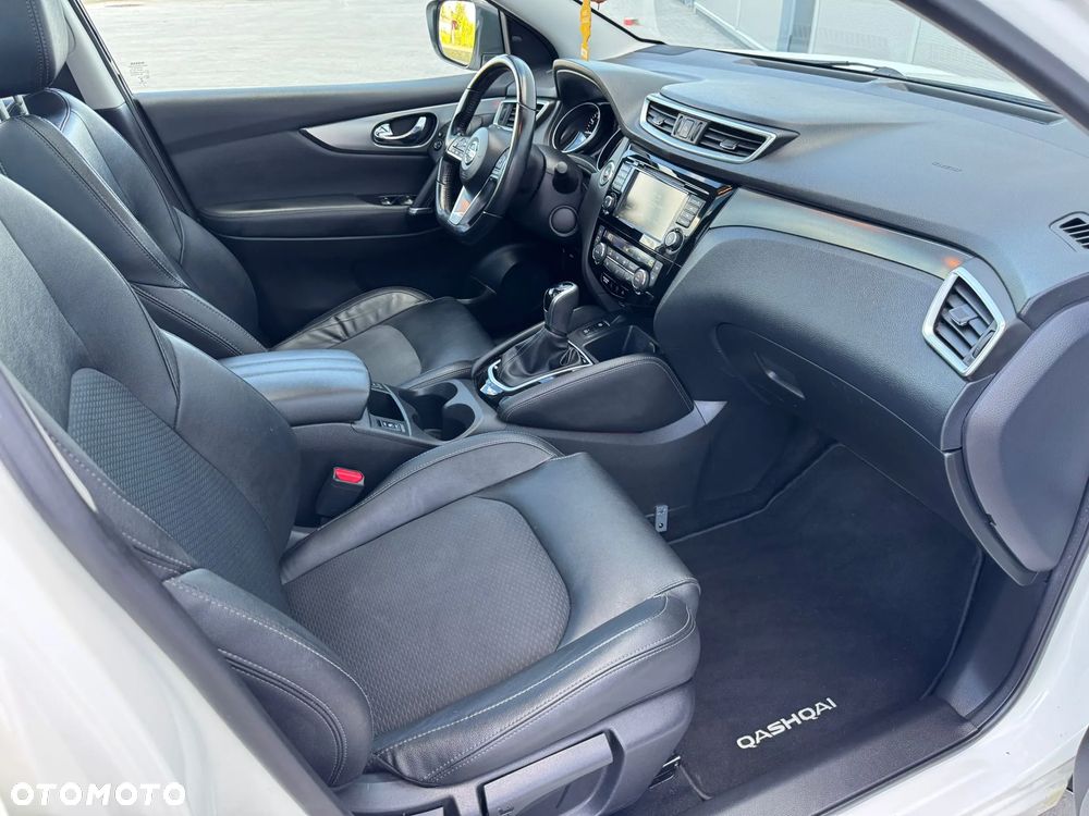 Nissan Qashqai 1.3 DIG-T Tekna+ DCT - 18