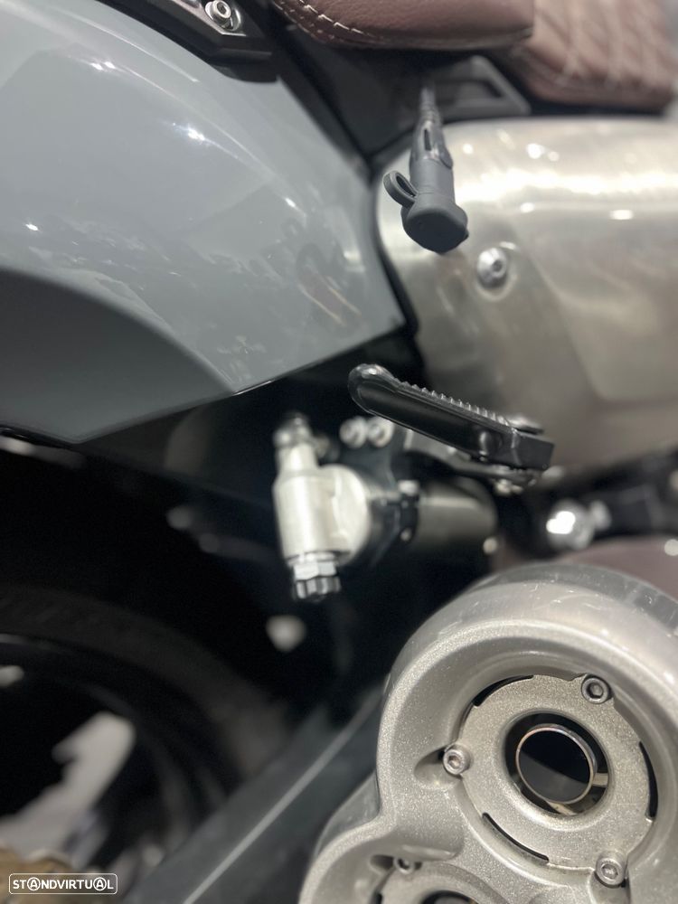 Yamaha Vmax 1700 - 14
