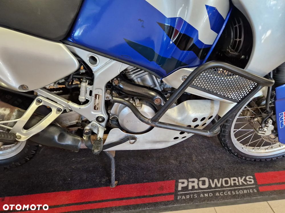 Honda XRV - 18