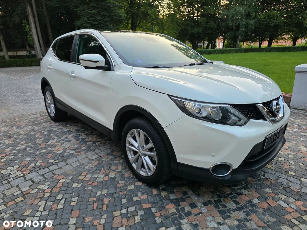 Nissan Qashqai 1.2 DIG-T 360 - 2