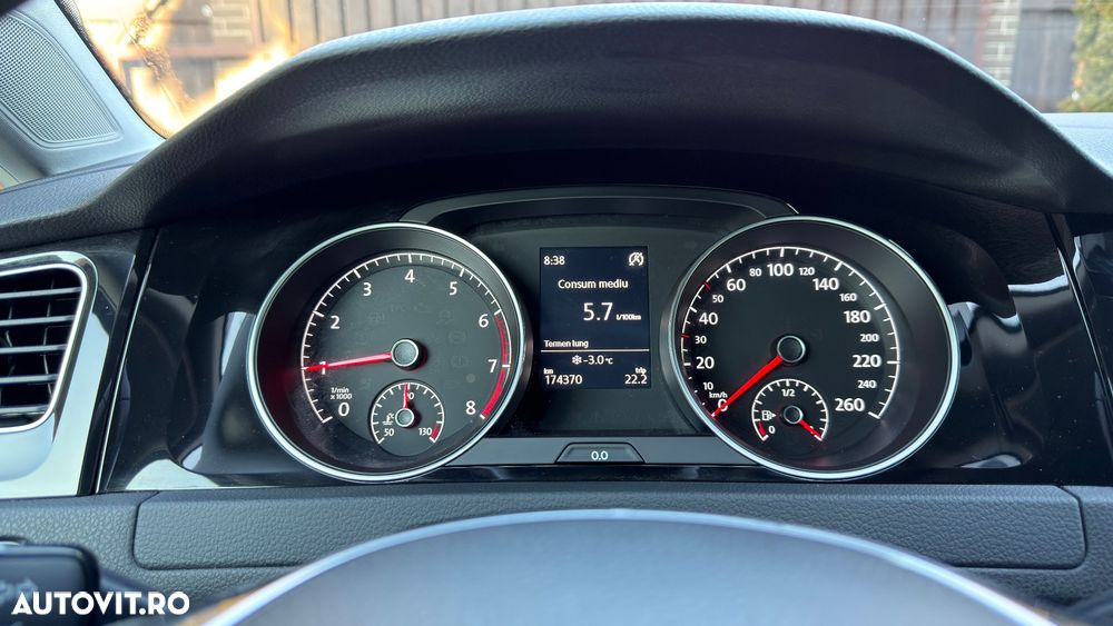 Volkswagen Golf 1.0 TSI Sound - 9