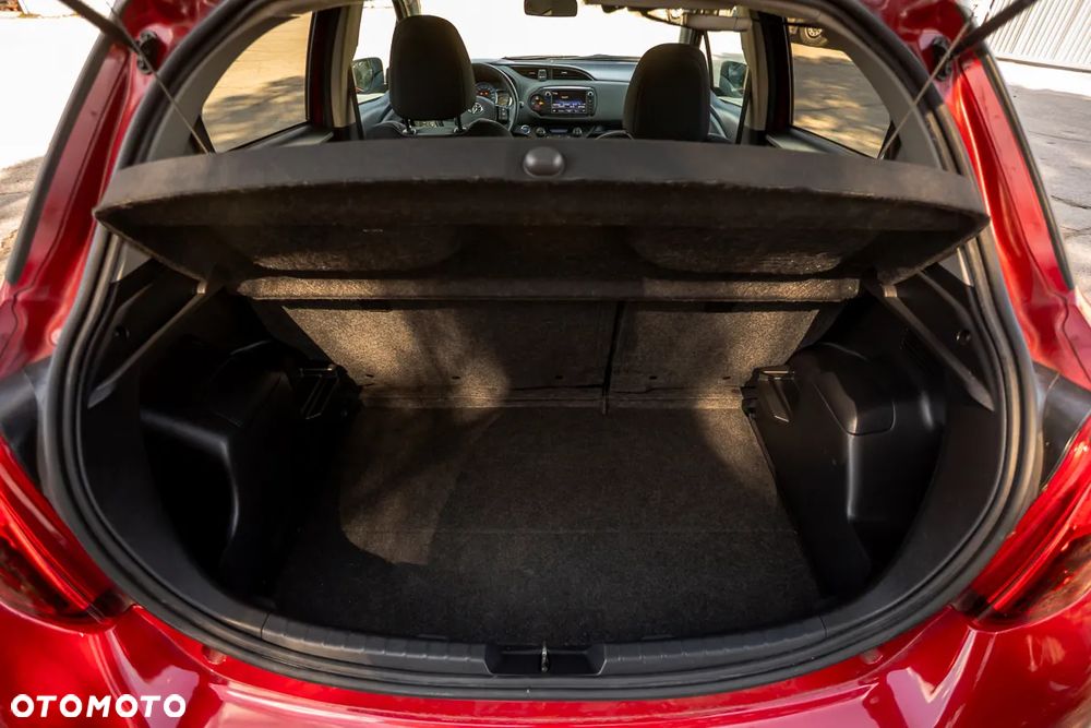 Toyota Yaris - 22