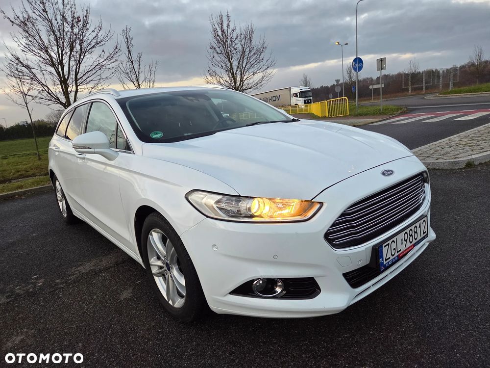 Ford Mondeo 2.0 TDCi STart-Stopp PowerShift-Aut Titanium - 4