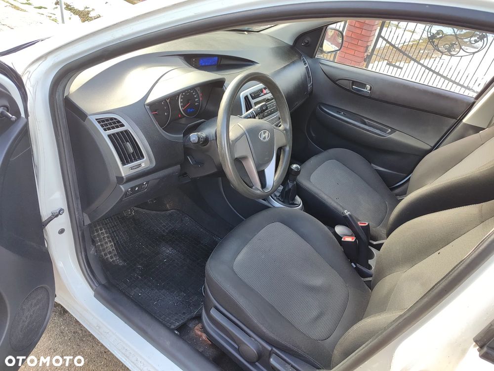 Hyundai i20 1.25 Classic - 11