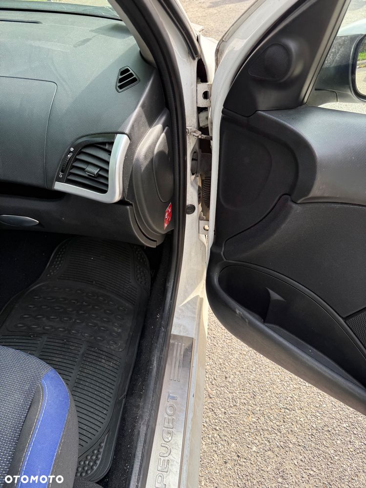 Peugeot 206 plus - 16