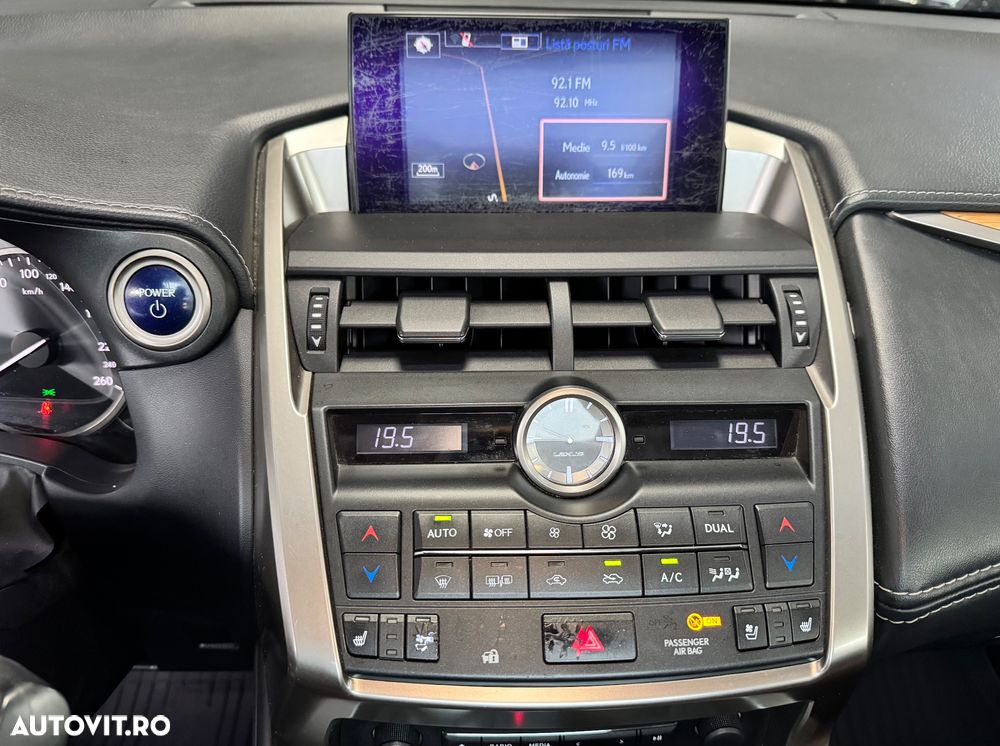 Lexus Seria NX 300h Luxury - 14