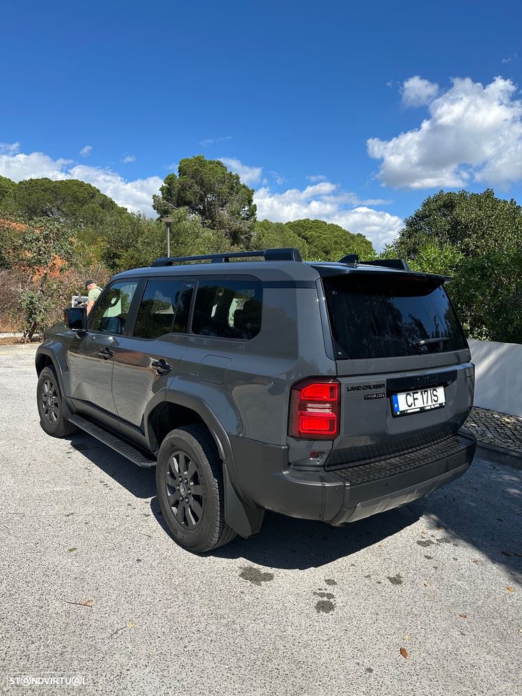 Toyota Land Cruiser Prado - 4